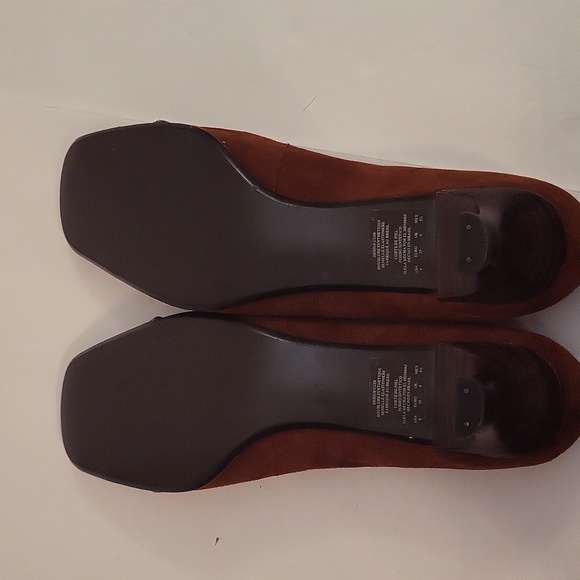 NWOB Brown Suede Kenneth Cole Heels, Size 8 - Picture 10 of 10